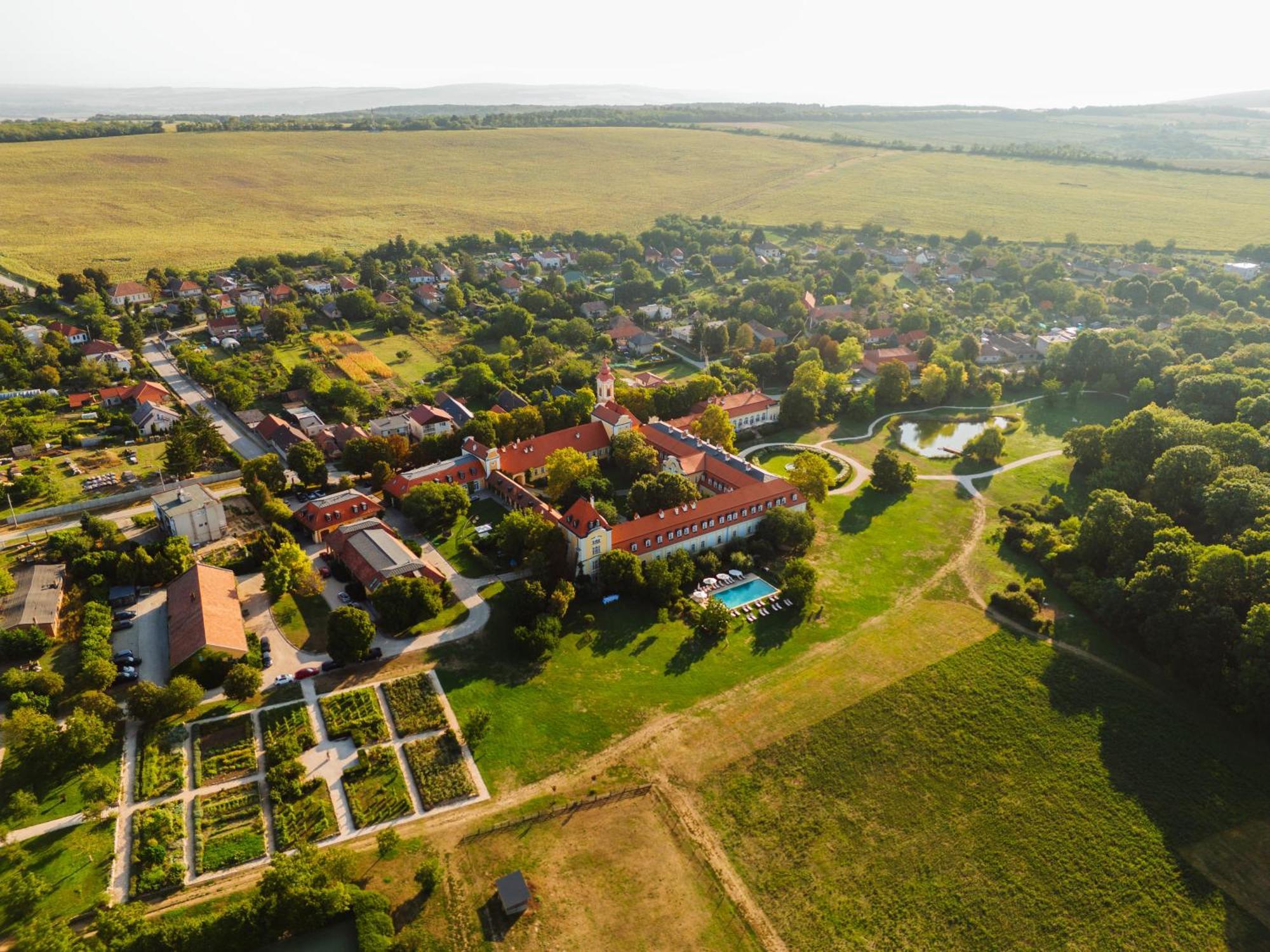 Hotel Chateau Bela Eksteriør bilde